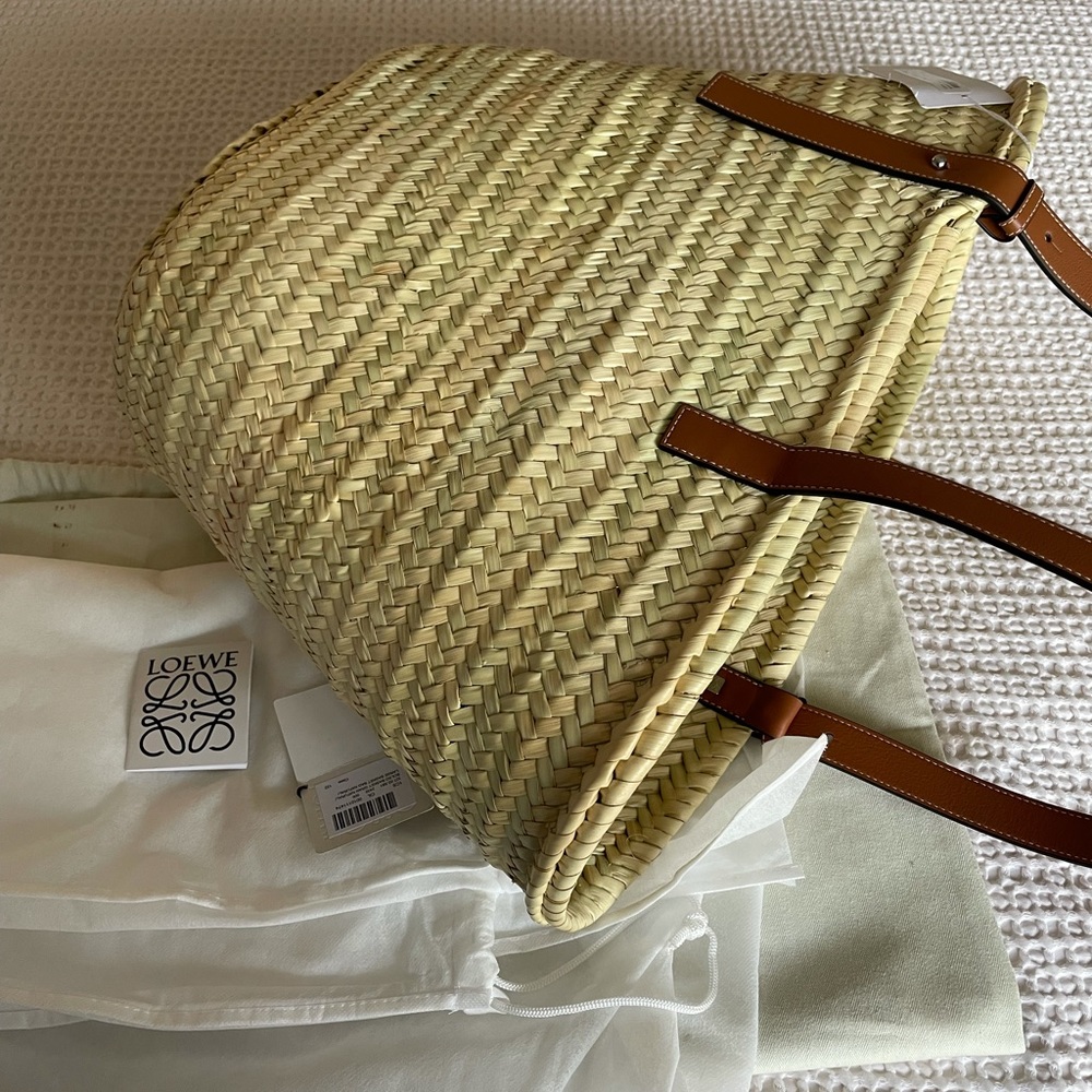 NEW Loewe Beach Tote Basket Bag Straw Leather - Picture 4 of 11